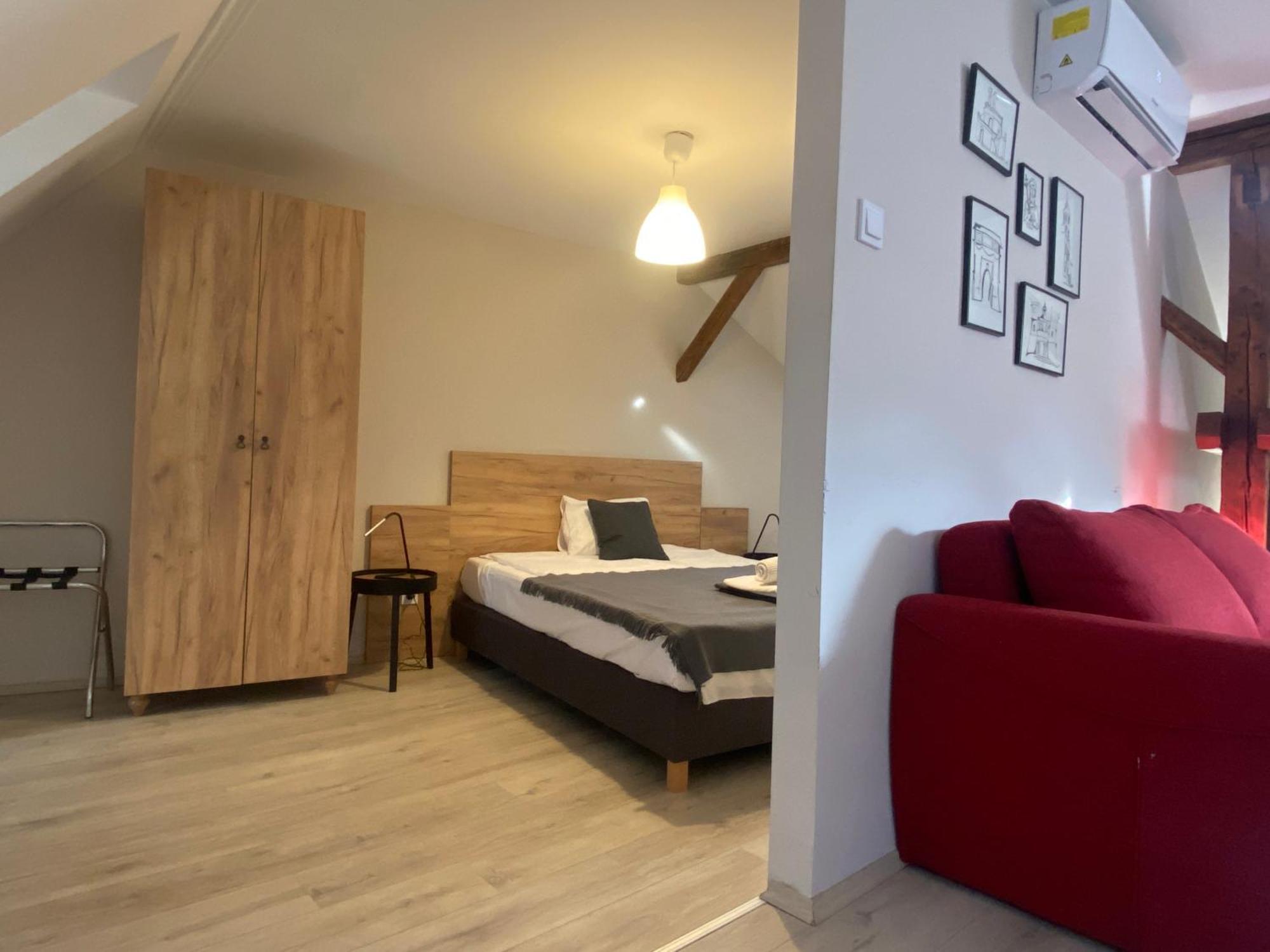 VATUS Apartmanház Vác Exterior foto