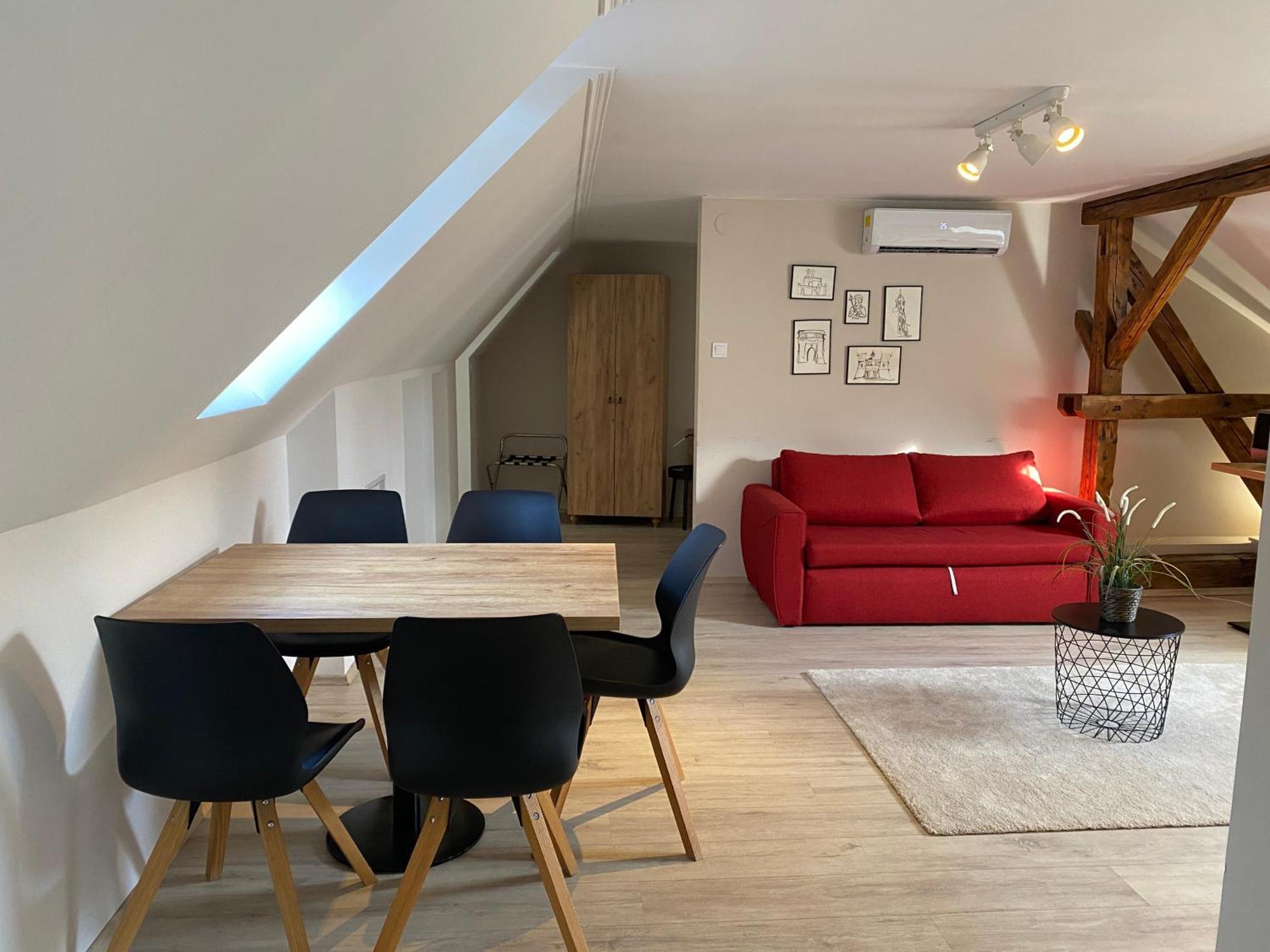VATUS Apartmanház Vác Exterior foto