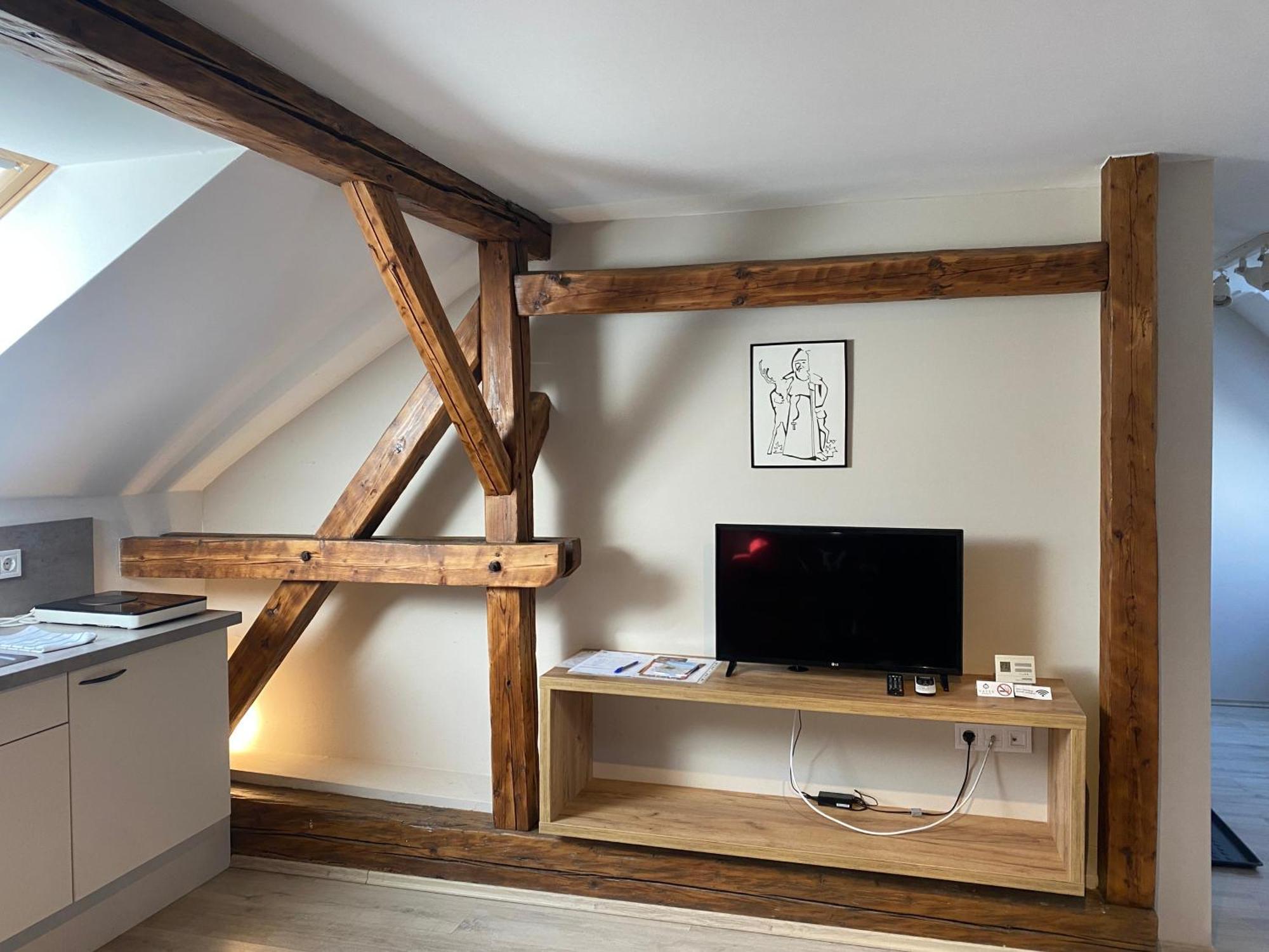 VATUS Apartmanház Vác Exterior foto